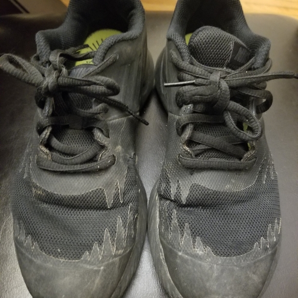 Boys Nike Flex Running Shoes size 4 - Picture 2 of 4